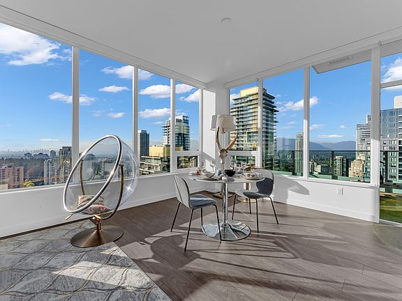 3rd image of 6463 Silver Ave #3204