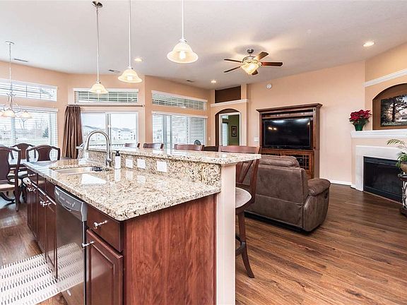 2nd image of 2313 Twelve Oaks Dr