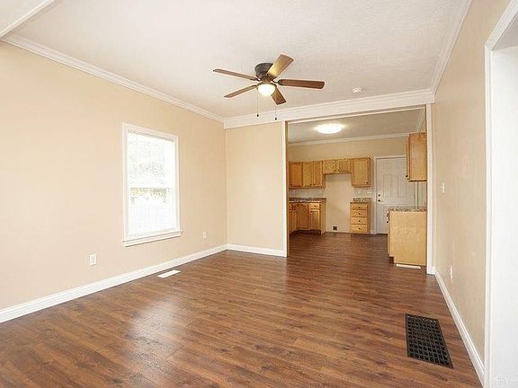 4th image of 1214 Pine St