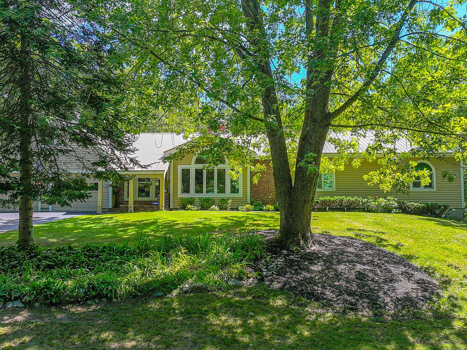 1st image of 37 Woodland Shore Drive