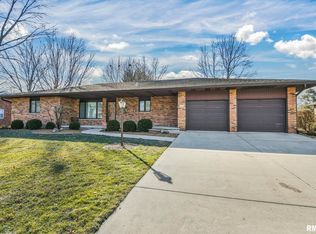 2210 Huntleigh Rd, Springfield, IL 62704