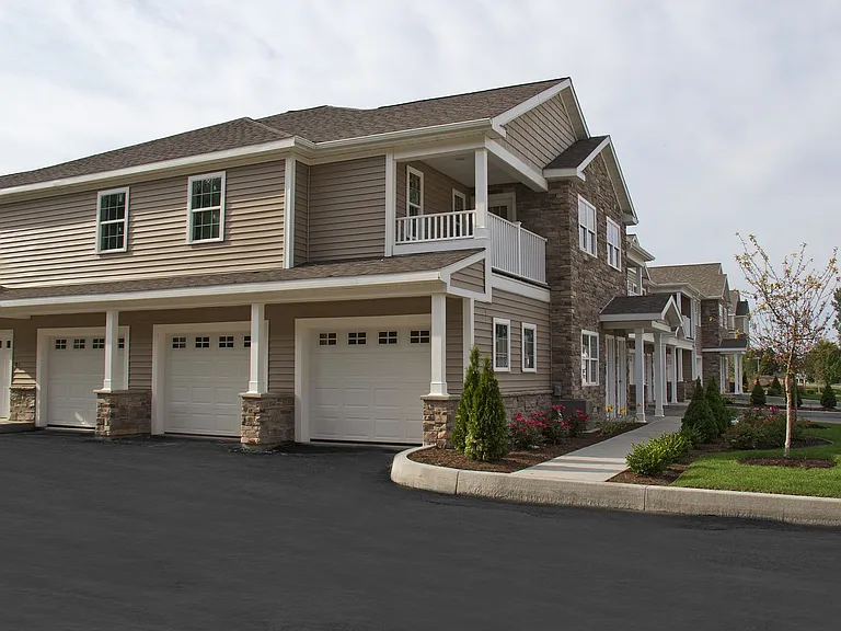 18 Stoneledge Dr — Photo 129