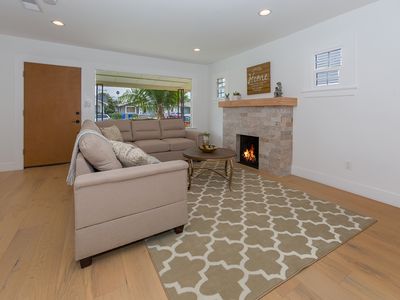 3664 4th Ave, Los Angeles, CA, 90018