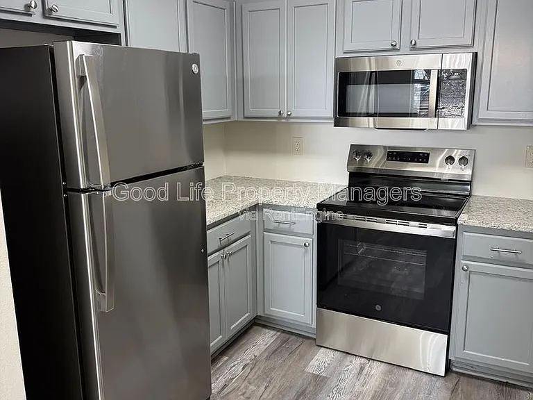 9980 Bowman Ave #L — Photo 2
