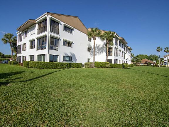 3rd image of 6155 S Mirror Lake Dr Unit 304&305