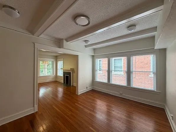 3517 Wyandotte St APT 3N, Kansas City, MO 64111