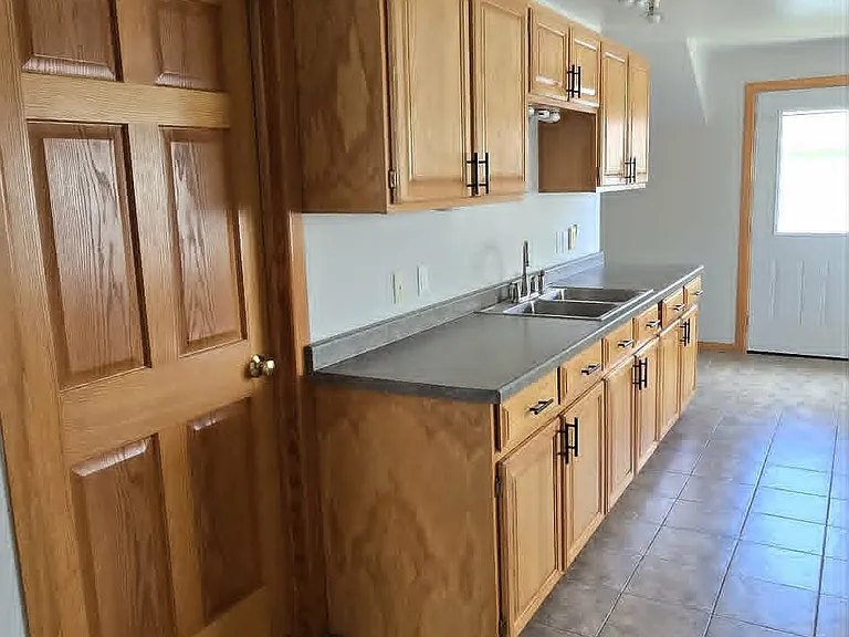 818 Main St #2 — Photo 6