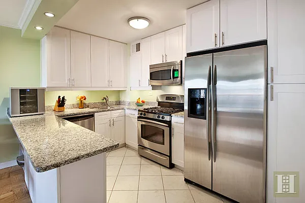 Sold by Halstead Real Estate | media 26