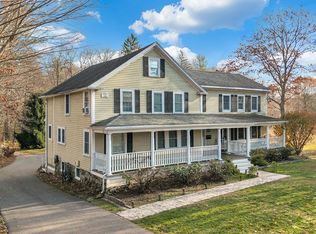 93 Springs Rd, Bedford, MA 01730