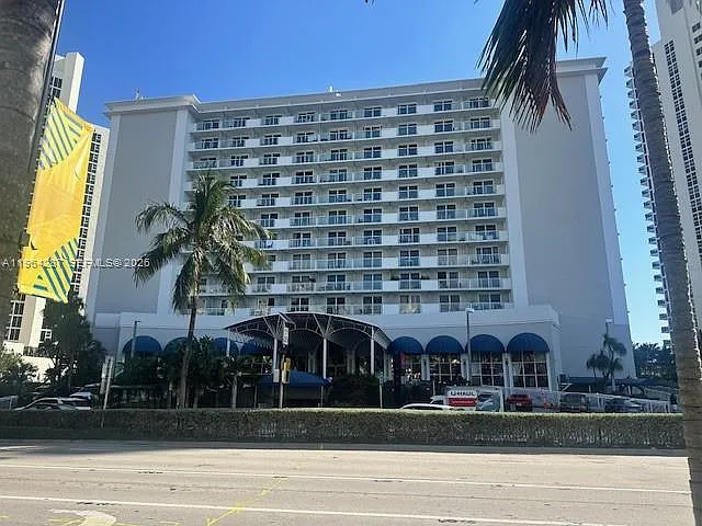 19201 Collins Ave #1044 — Photo 10