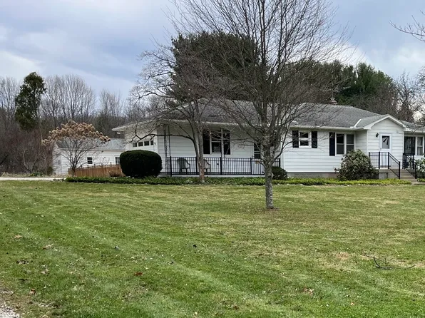 440 S Medina Line Rd, Copley, OH 44321