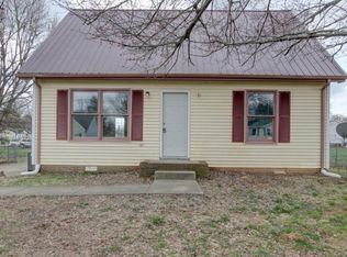 710 Spees Dr, Clarksville, TN 37042