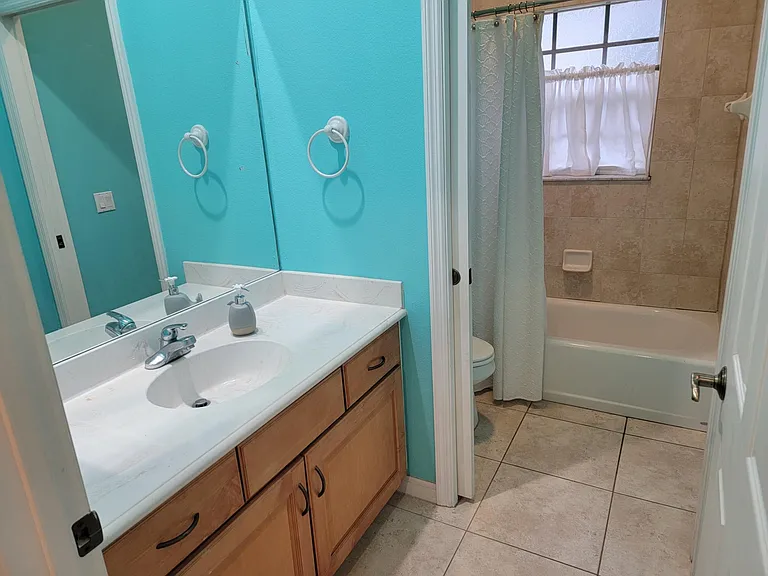115 Majestic Bay Ave — Photo 27