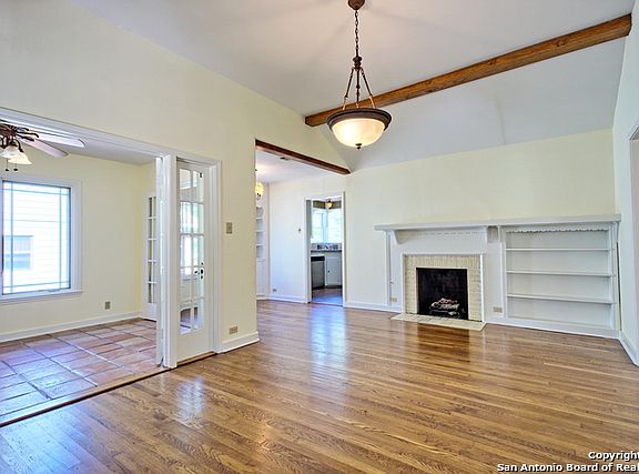 5th image of 129 Inslee Ave