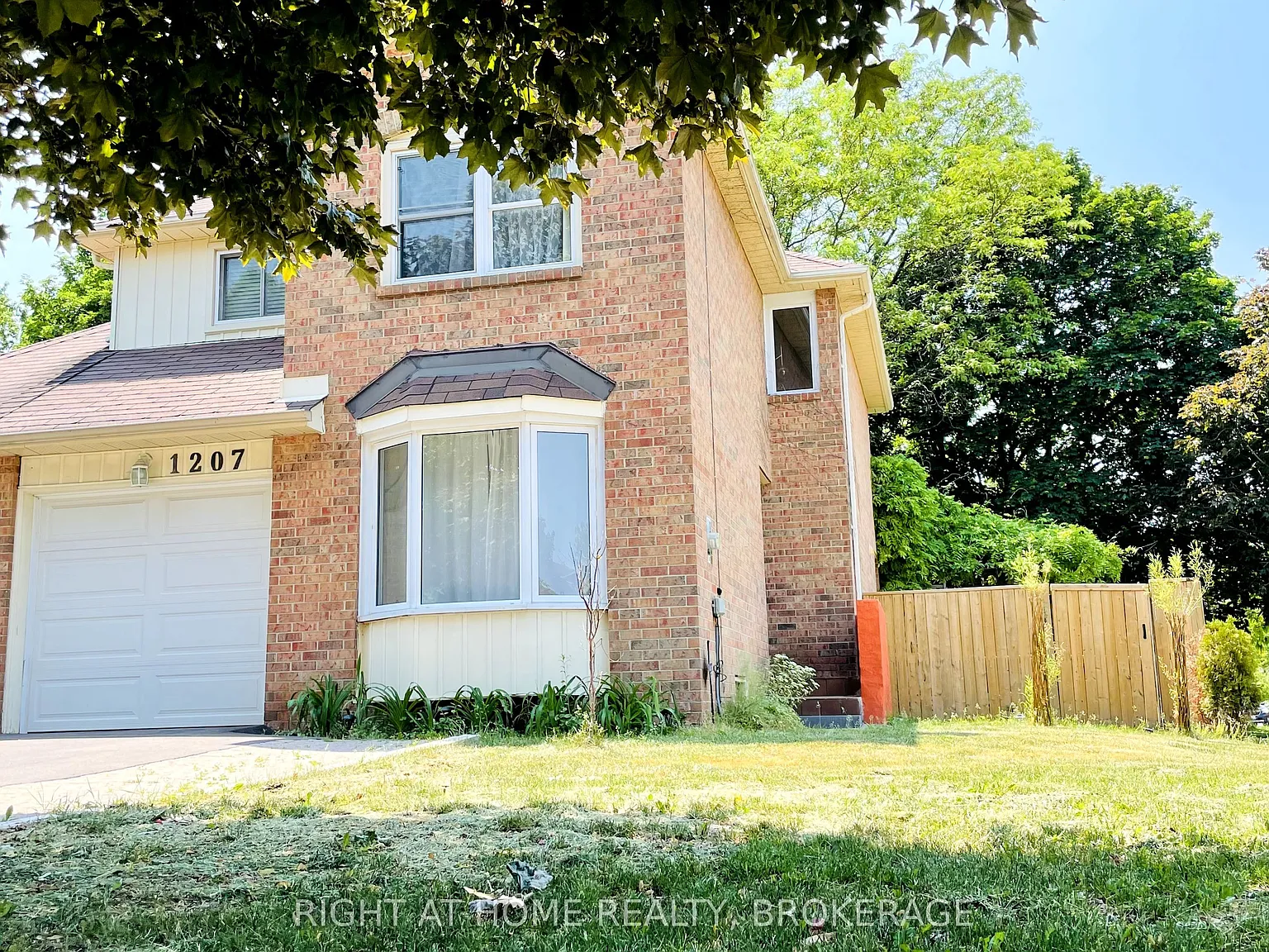 3 bed, $3,800 — Photo 2