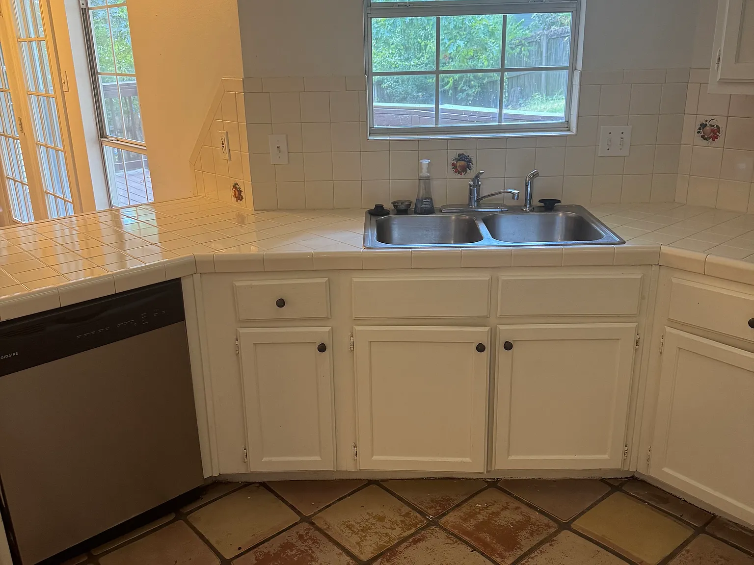 3 bed, 1680 sqft, $1,475 — Photo 4