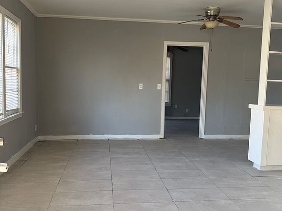 4th image of 2837 Valley Ridge Rd