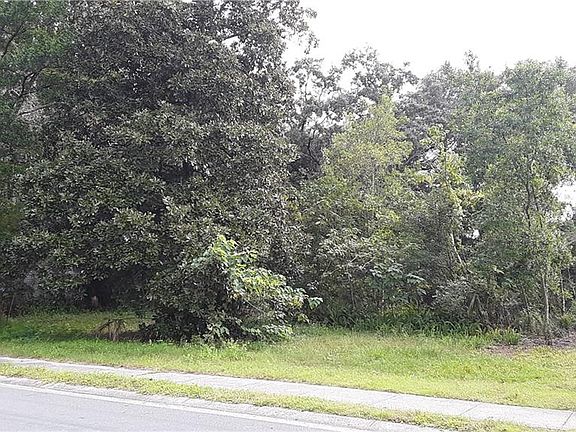 4th image of 1492 Park Dr