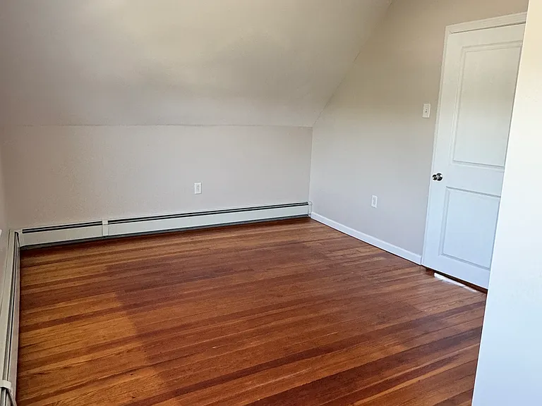 24 Potter St #3 — Photo 15