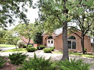 8703 Oakland Ct, Granbury, TX 76049