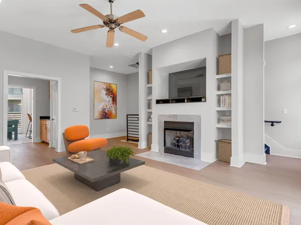 621 Denmark Dr APT 201, Memphis, TN 38103