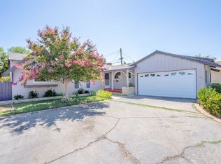 19842 Leadwell St, Winnetka, CA 91306