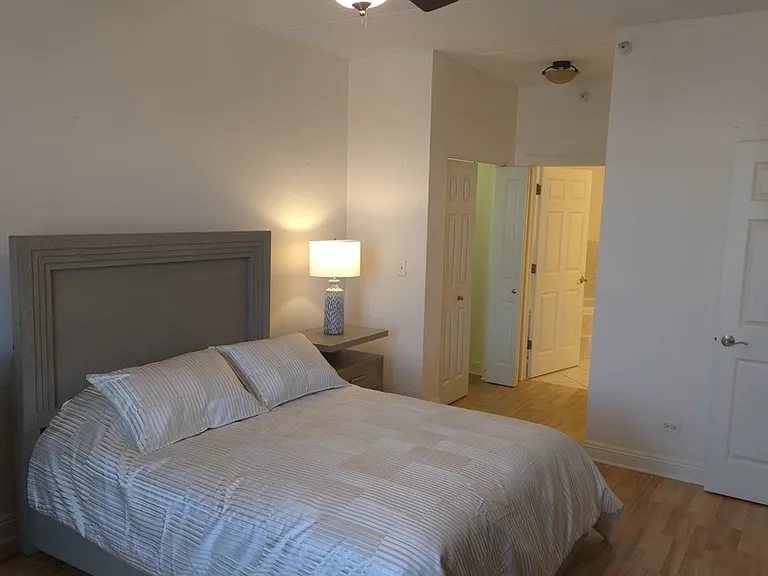 4330 N Neva Ave #305 — Photo 12