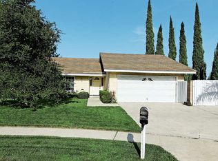 2558 N Clearfield Pl, Simi Valley, CA 93065