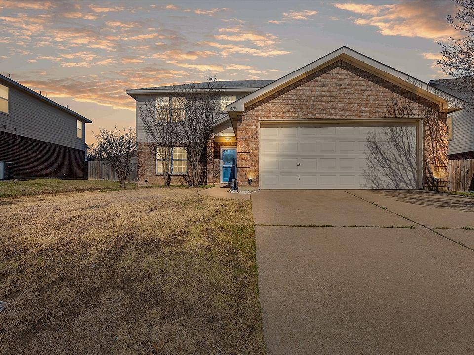 1st image of 409 Centennial Pl