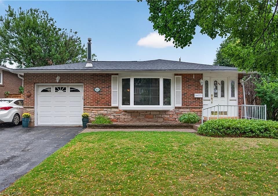 1st image of 615 Meadow Ln