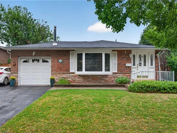 615 Meadow Ln, Burlington, ON L7L 4R9
