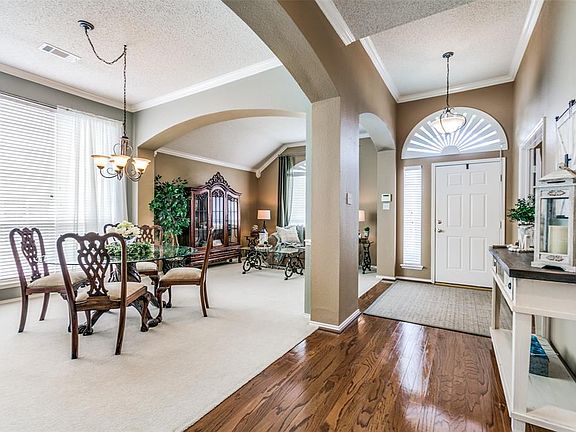 2nd image of 7415 Vista Hill Ln