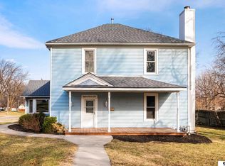 1801 Hancock St, Bellevue, NE 68005