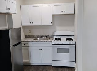 323 W Lehman St APT 4, Lebanon, PA 17046