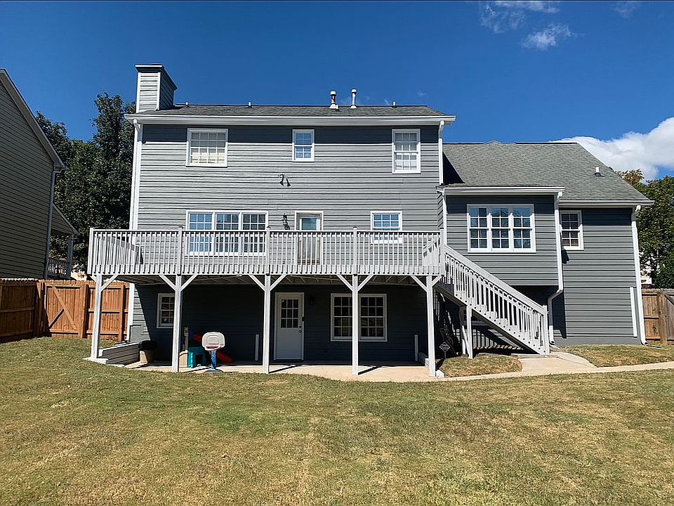 2nd image of 1361 Green Oak Cir