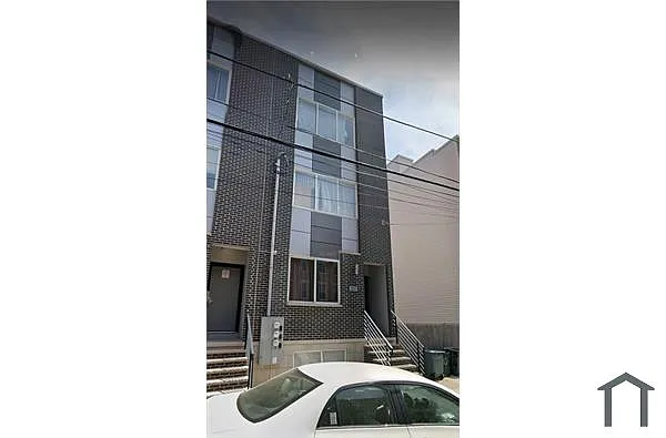 Building Photo - 1915 N 4th St #1