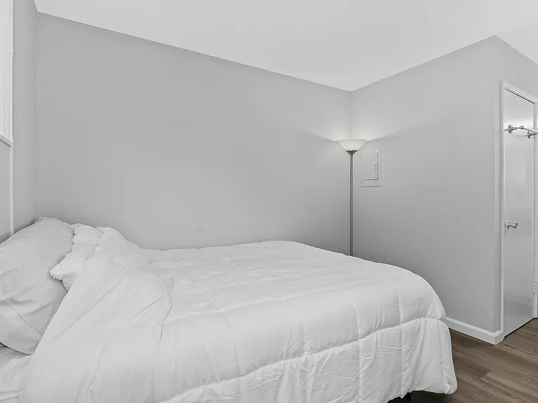 982 Kiely Blvd #F — Photo 23