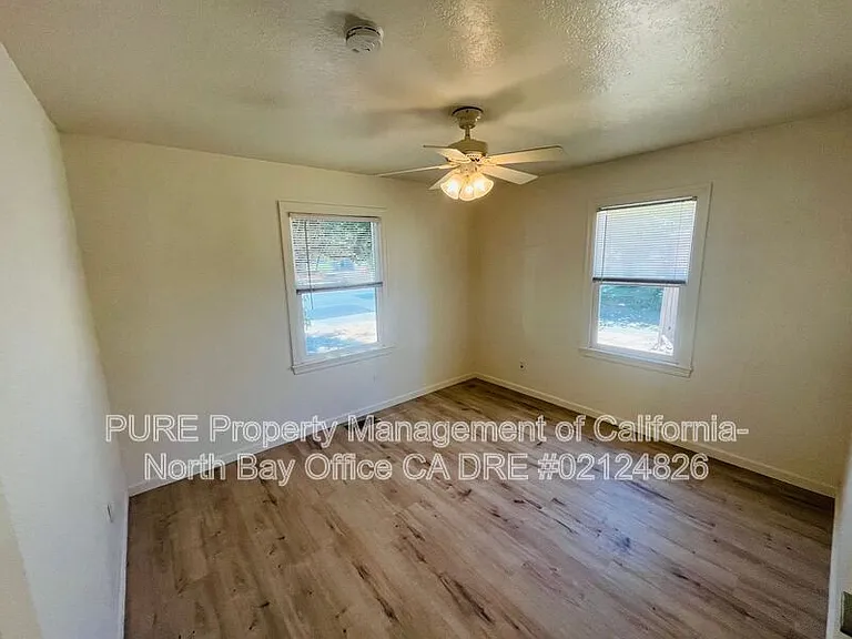 296 Gardens Ave — Photo 6