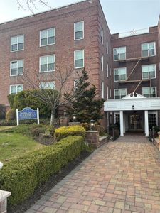 194 Smith Street #3P, Freeport, NY, 11520