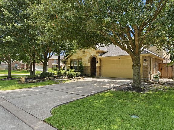 3rd image of 103 Forest Heights Way