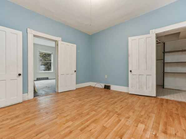 bridgeport-connecticut-448357353 picture