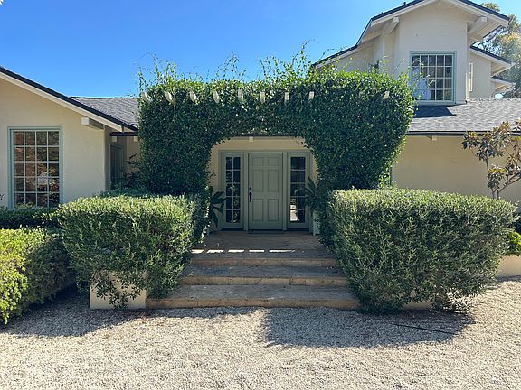 3rd image of 647 Tabor Ln