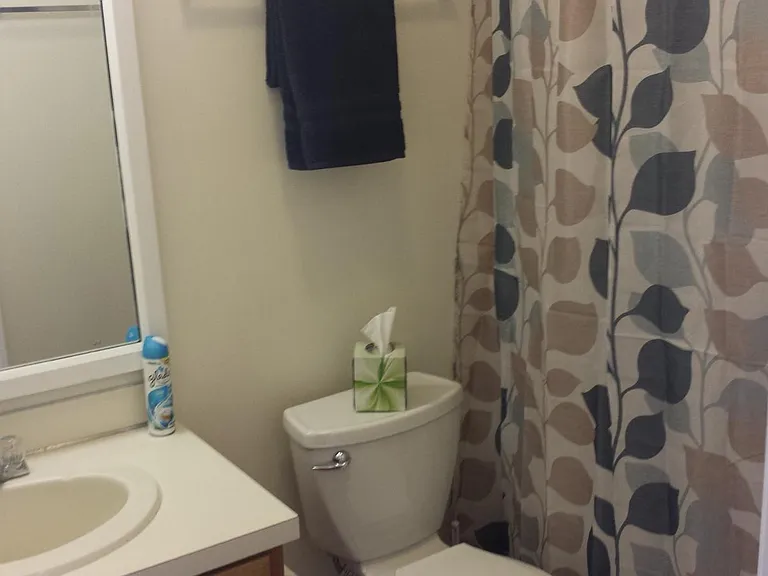 126 W Victoria Ct #B — Photo 6