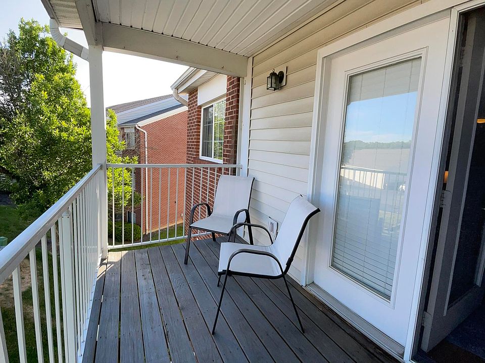 1st image of 10212 Crossbow Ct APT 9