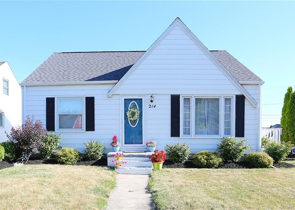 1st image of 214 Cleveland Dr