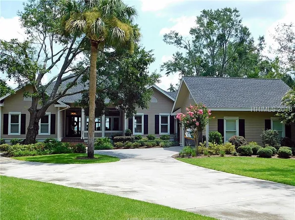 49 Peninsula Dr, Hilton Head Island, SC 29926