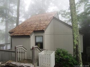 17 Lookout Loop, Burnsville, NC 28714