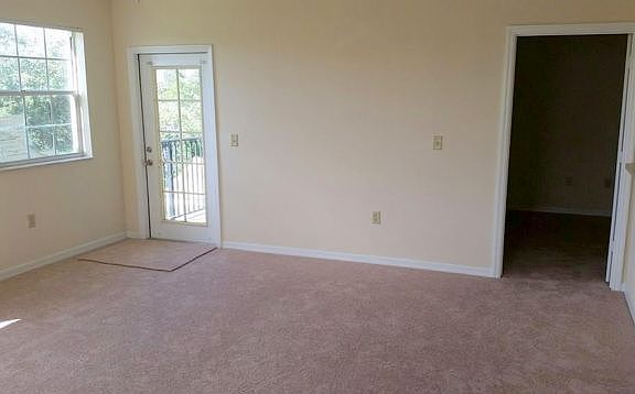 4th image of 128 SW Peacock Blvd APT 203
