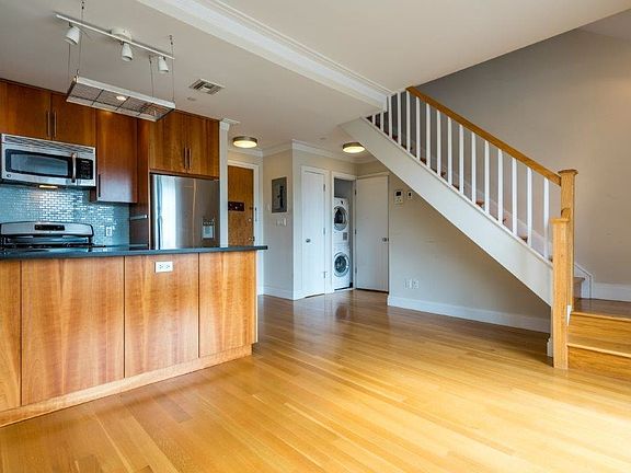 3rd image of 181 Withers St #Broomer