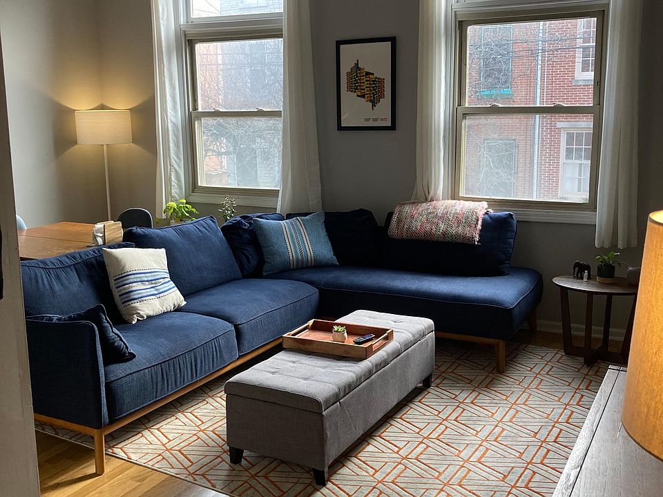 1st image of 513 Catharine St Floor 2